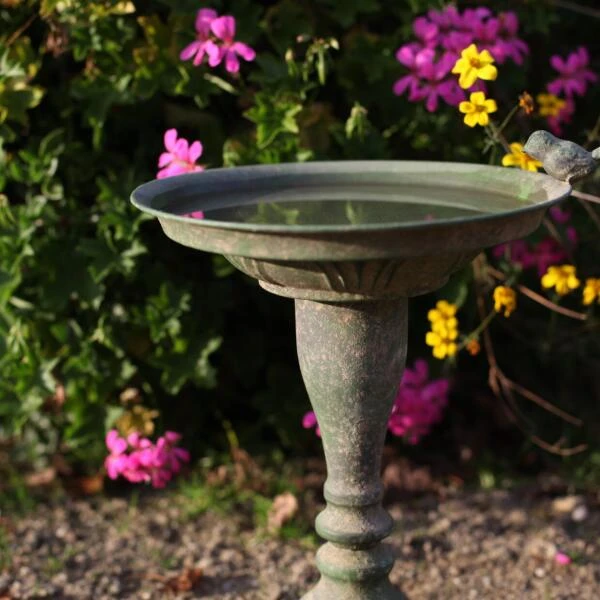 ESSCHERT DESIGN Vogelbad Aged Metal - Ø 24 × 35 Cm 5 ESSCHERT DESIGN Vogelbad Aged Metal - Ø 24 × 35 Cm - Afbeelding 3