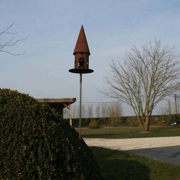 Voederhuis Met Puntdak + Grondpin - Decoroest 4 Voederhuis Met Puntdak + Grondpin - Decoroest - Afbeelding 2